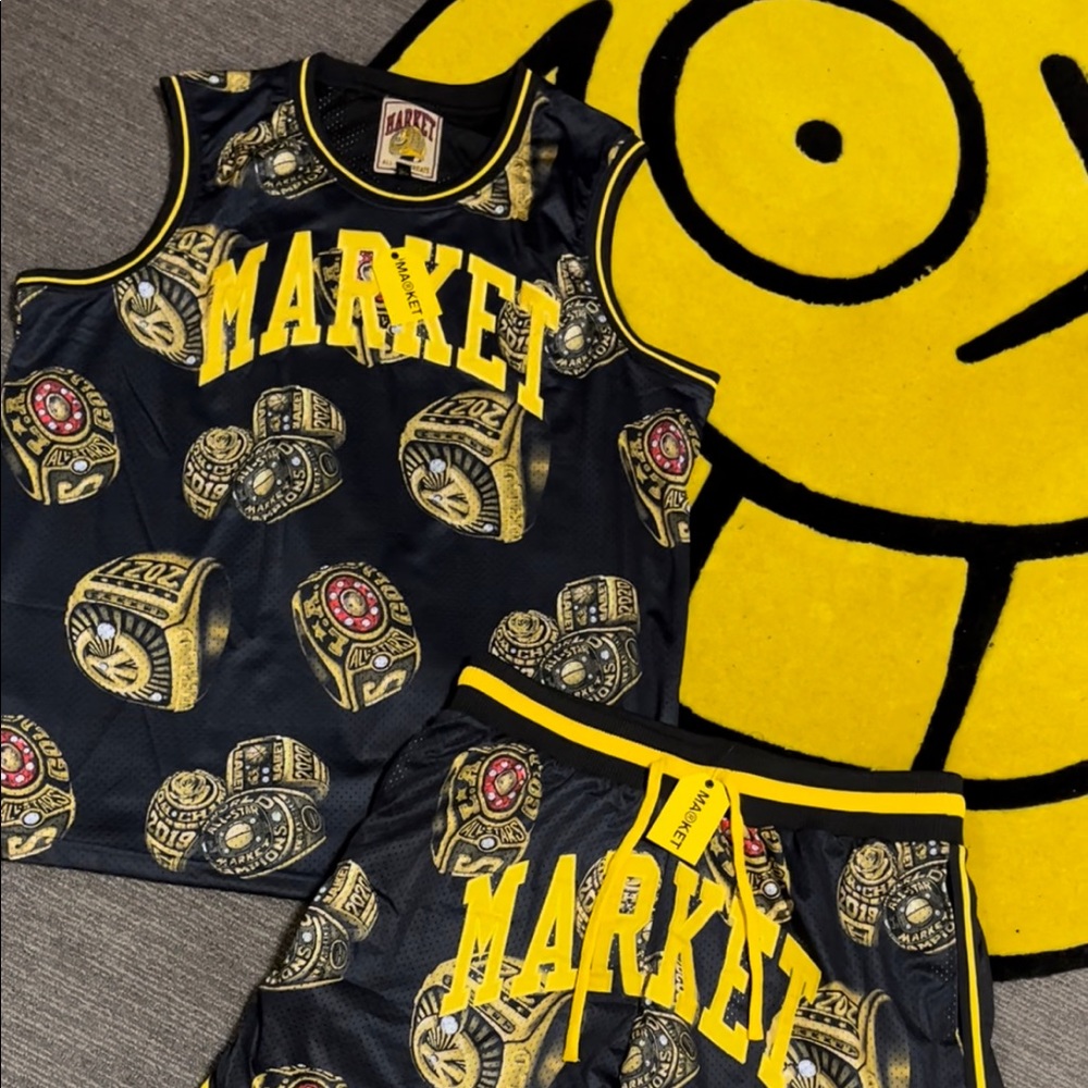 NWT Chinatown Market “3D Rings Basketball Jersey” & 3D Rings Basketball Shorts
